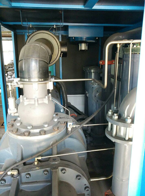 螺杆空压机进气口有油的原因分析